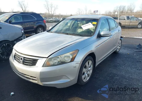 2009 Honda Accord 2.4 Ex-L z USA, uszkodzony, nr VIN 1HGCP26819A201092